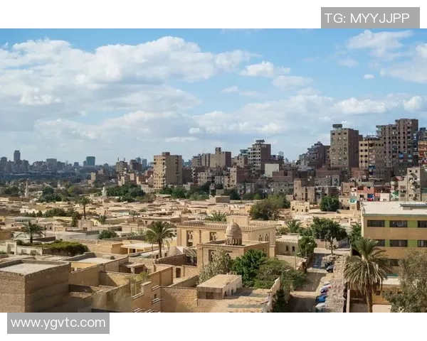 探索埃斯特旺的魅力与历史：一段难忘的旅程与文化体验