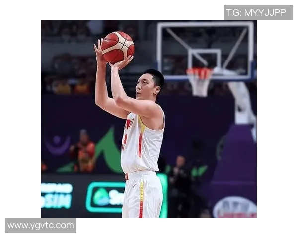 佛鲁米嫩塞对决强敌展现球队实力与战术魅力的精彩赛事分析