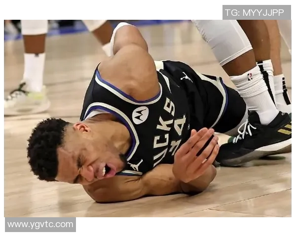 字母哥选择观望雄鹿夺冠机会拒绝提前续约决策分析