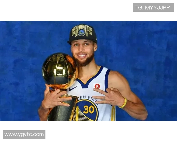 库里三分大赛决赛连中20球创历史新高荣膺冠军 库里三分大赛决赛连中20球创历史新高荣膺冠军