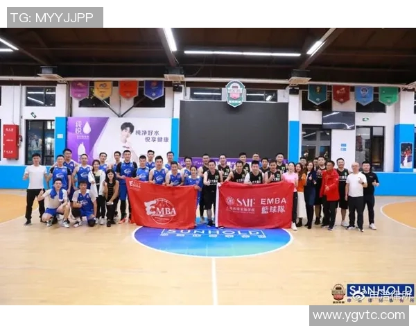 杭州篮球队在冠军赛中的耐力表现与战术分析探讨MBA