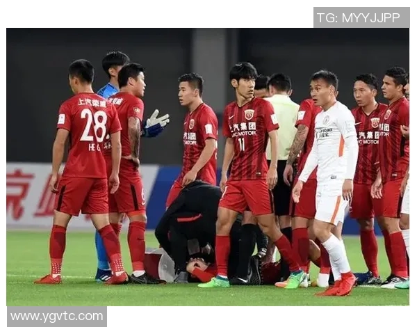 播鹿岛主场迎战上港双方争夺亚冠资格赛关键战役 播鹿岛主场迎战上港双方争夺亚冠资格赛关键战役